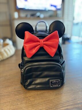 Disney Loungefly Black Minnie Mouse Backpack Puffy with Red Bow Accent - *New